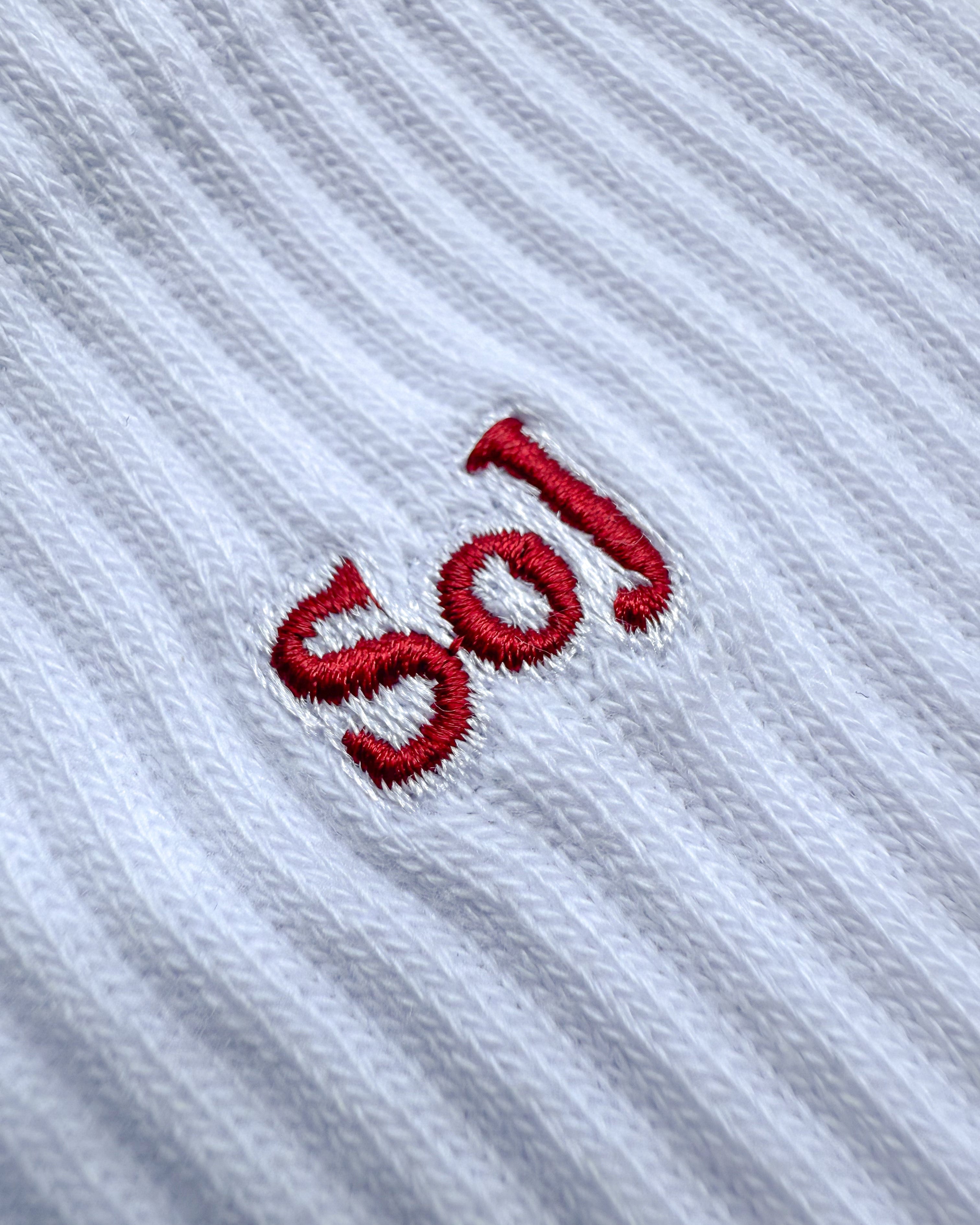 2-PACK | WHITE SOCKS | DARK BLUE & DARK RED LOGO